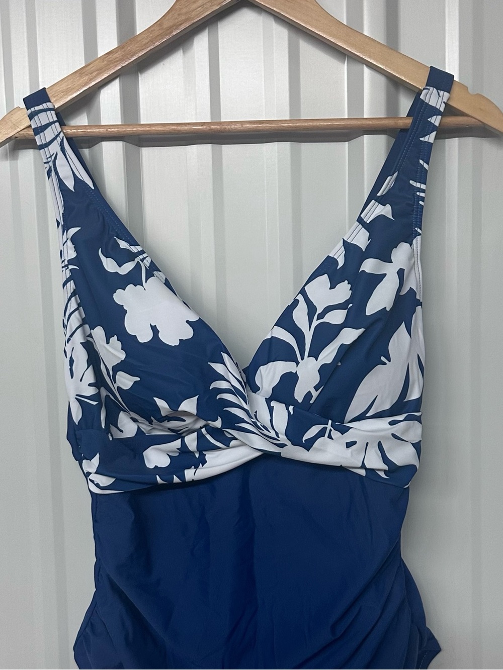 Eomenie Tummy Control Ruched Push Up One Piece Swimsuit Tie Back Bathing Suit - Picture 5 of 11